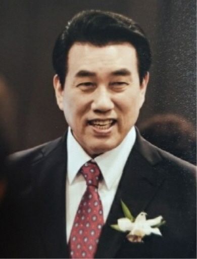 [크기변환]590[크기변환]590윤현중 목사.jpg